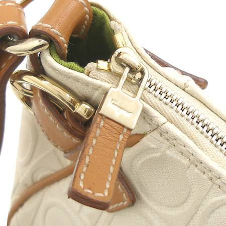 Ferragamo(��󰡸�) 21 4435 ��ġ�� �ΰ� ����� �̹���5 - ���̺��� �߰���ǰ